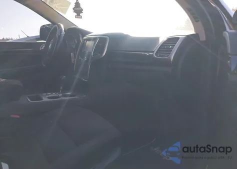 2012 Jeep Grand Cherokee Laredo из США, поврежденный, VIN 1C4RJFAG3CC154658